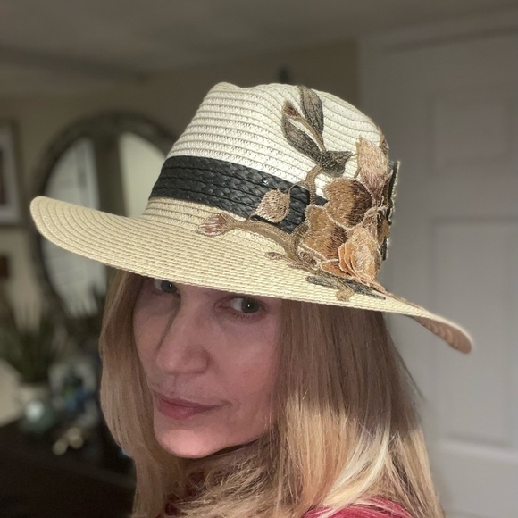 Redesigned Fedora Hat - unique - Picture 2 of 8